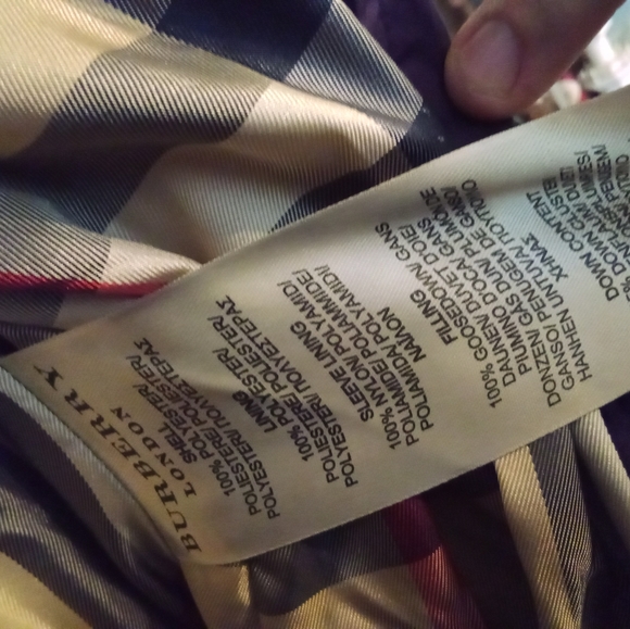 BURBERRY Light Winter Puffer Coat, Diamond Quilt Design, Purple - Picture 6 of 8